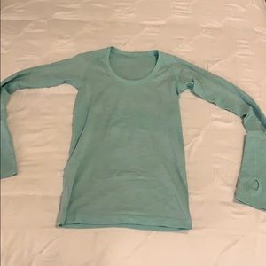 Long sleeve Lululemon swiftly tech (aqua)